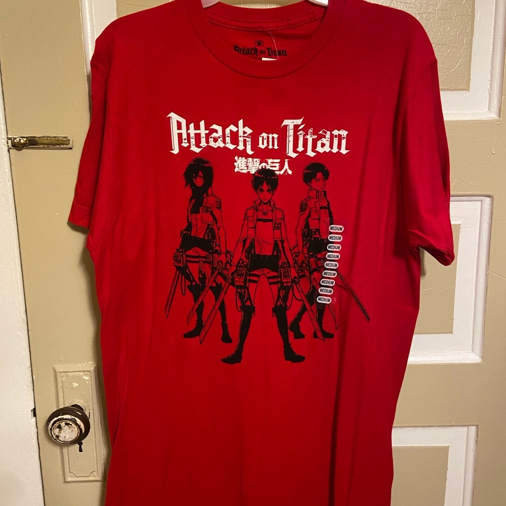 BRAND NEW Mens Attack on Titan Short Sleeve Tee